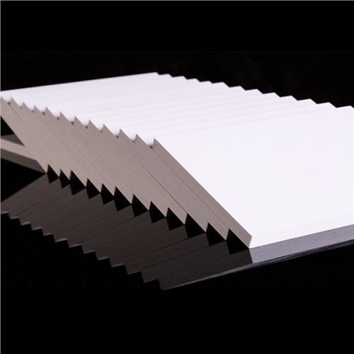 Bois plastique pour armoires